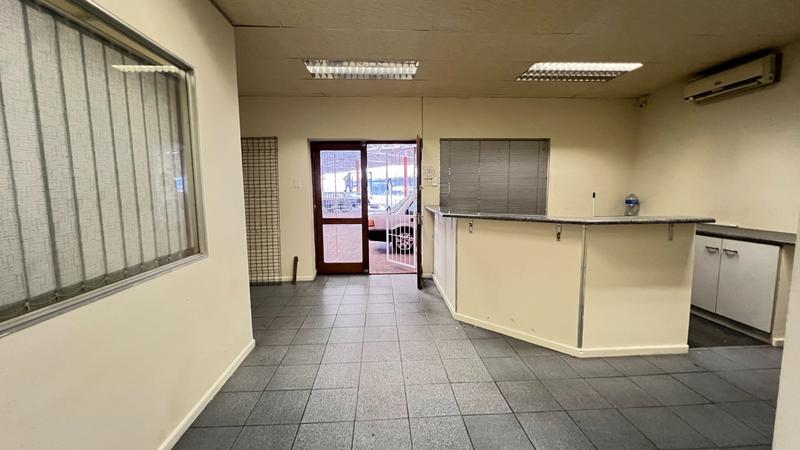 To Let commercial Property for Rent in Goodwood Central Western Cape